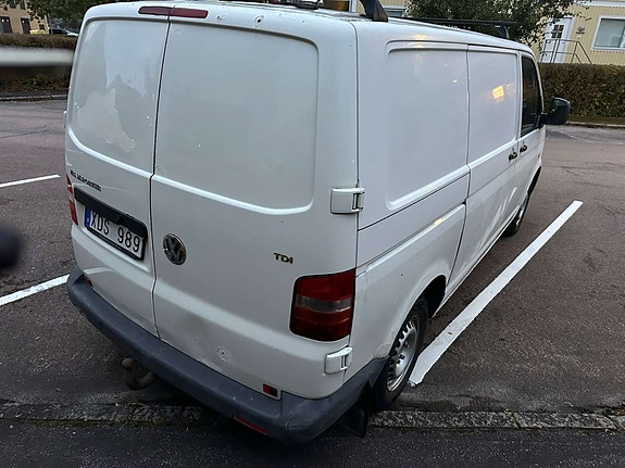 Volkswagen Transporter 4 of 5