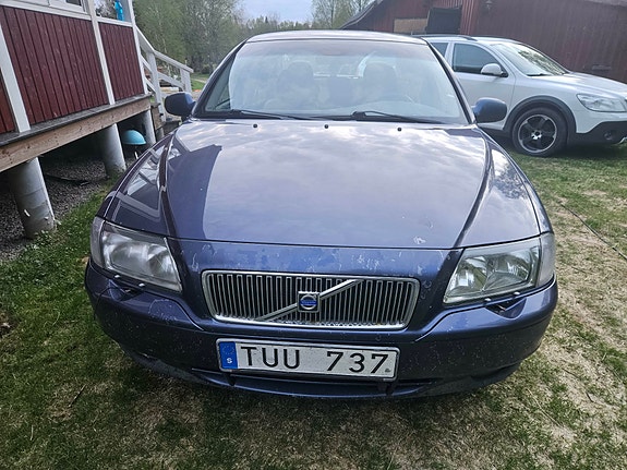 Volvo S80 4 of 5