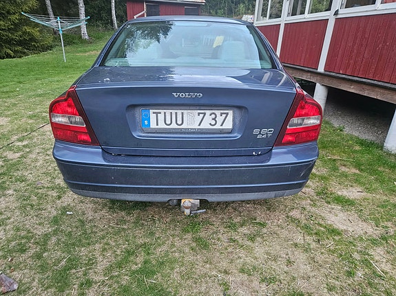 Volvo S80 3 of 5