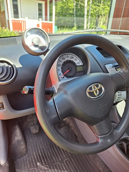 Toyota Aygo 5 of 5