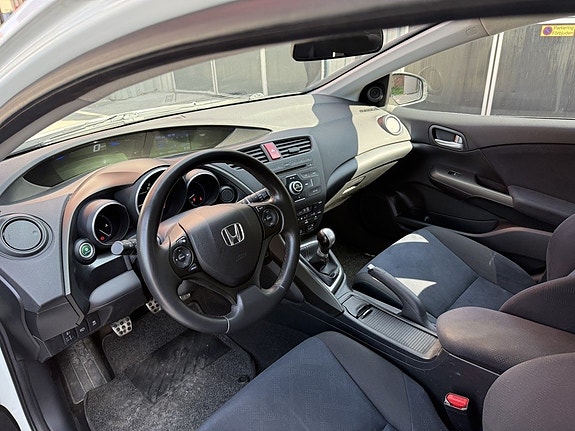 Honda Civic 9 of 10