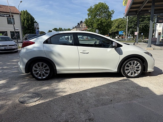 Honda Civic 3 of 5