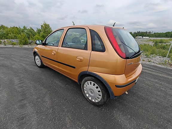 Opel Corsa 7 of 13