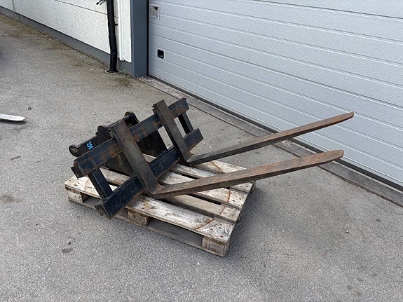 SE Equipment  Pallgafflar S50 2 of 3