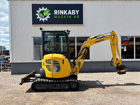 Komatsu PC26 MR-3 2 of 8