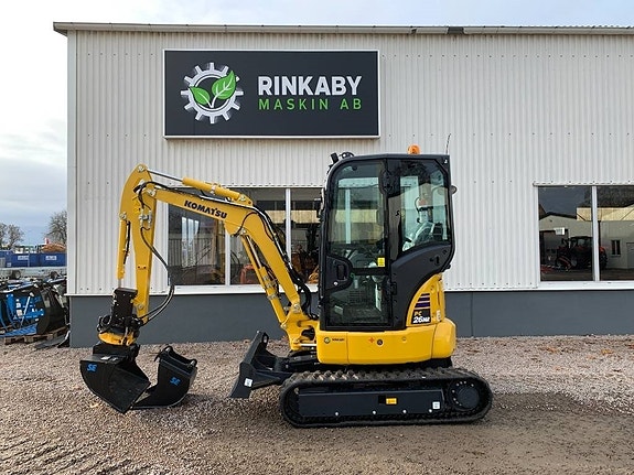 Komatsu PC26 MR-5 2 of 4