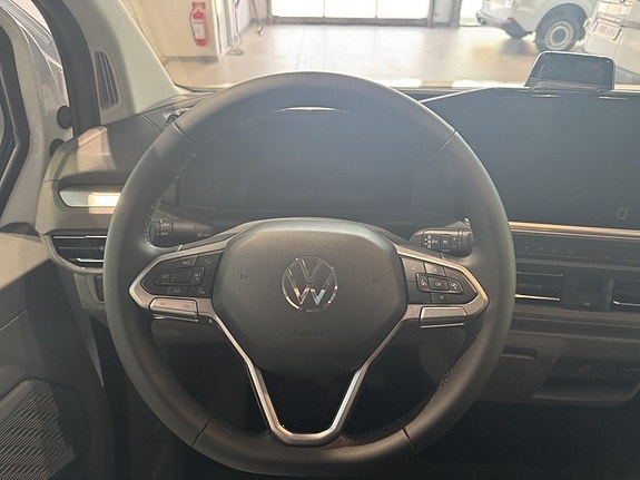 Volkswagen Transporter 11 of 18