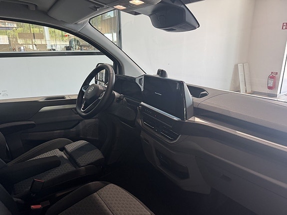 Volkswagen Transporter 10 of 18