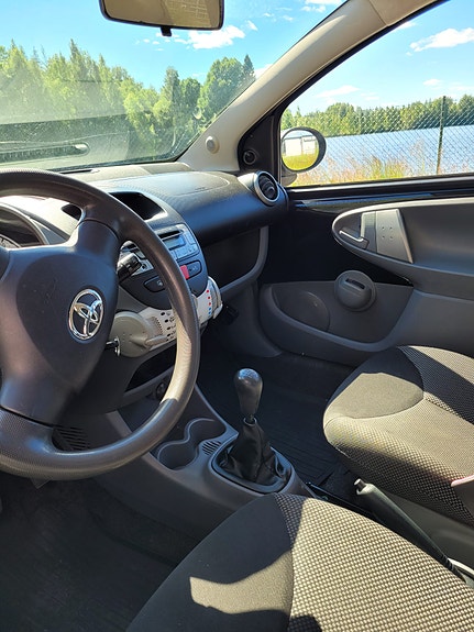 Toyota Aygo 3 of 3