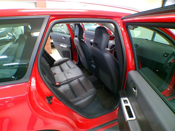 Volvo V50 13 of 14