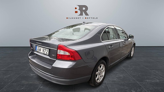 Volvo S80 6 of 13