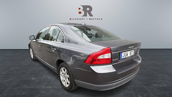 Volvo S80 5 of 5