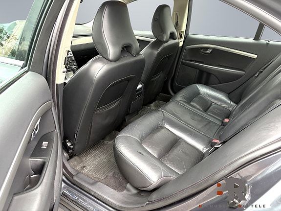 Volvo S80 9 of 13