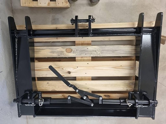SE Equipment  Adapter från 3 punkt till Stora BM 2 of 2