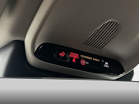 Volvo XC60 23 of 30