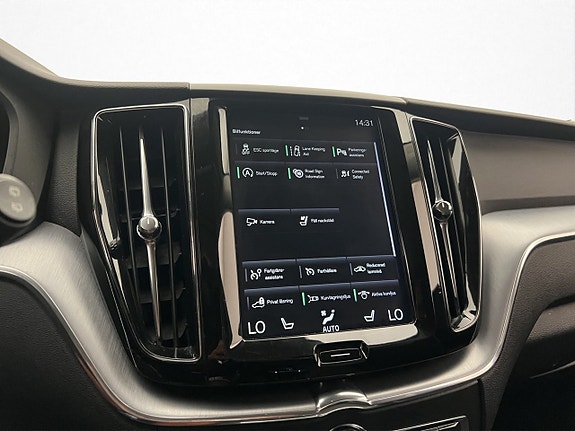 Volvo XC60 18 of 30