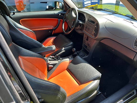 Saab 9-3 4 of 5