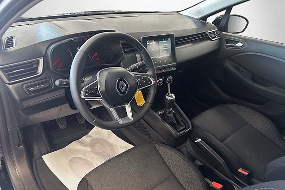 Renault Clio 8 of 9