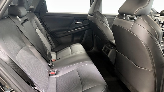 Subaru E-Outback 5 of 5
