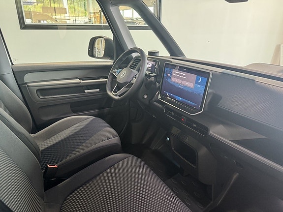 Volkswagen ID. Buzz 9 of 18