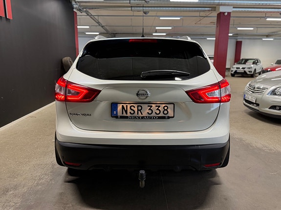 Nissan Qashqai 4 of 5