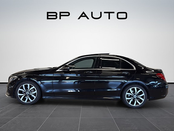 Mercedes-Benz C220 d 3 of 5