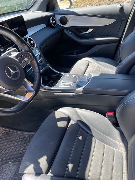 Mercedes-Benz GLC300 d 3 of 5