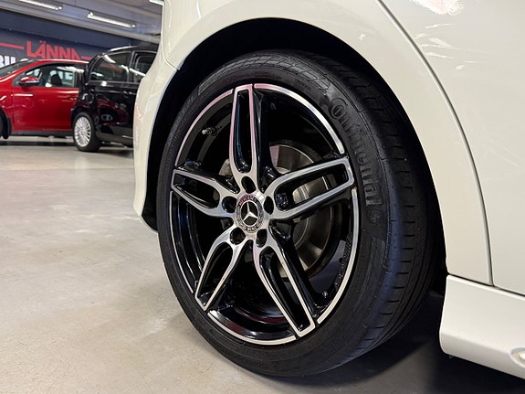 Mercedes-Benz A180 11 of 29