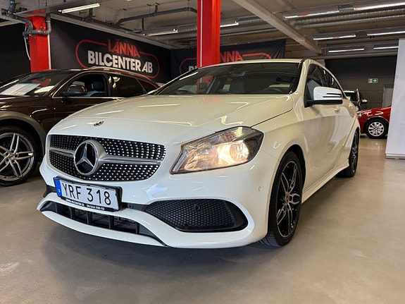 Mercedes-Benz A180 4 of 5