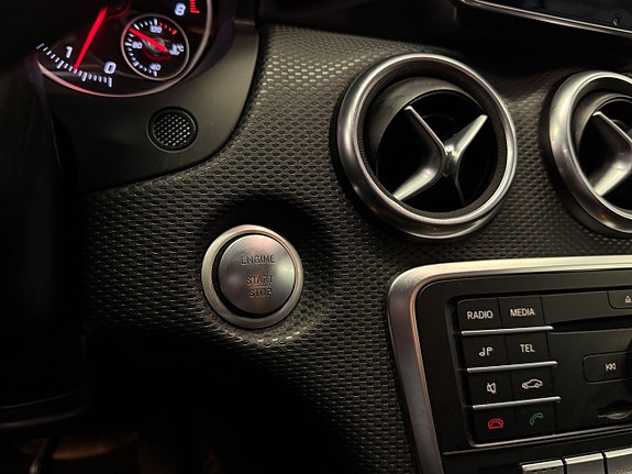 Mercedes-Benz A180 26 of 29