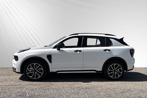 Lynk & Co 01 3 of 11