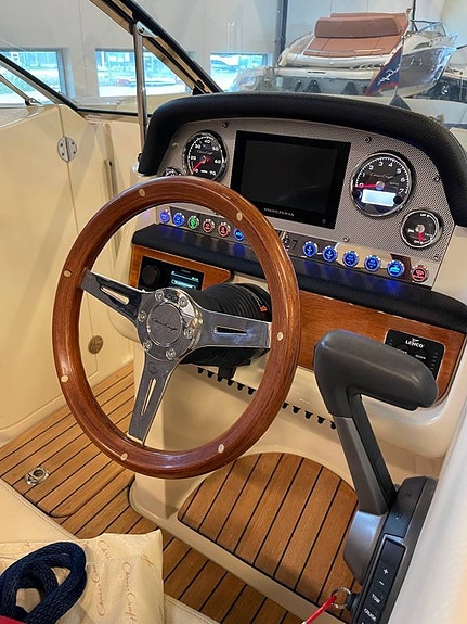 Chris Craft 27 Launch 11 of 11