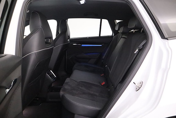 Skoda Enyaq 14 of 26