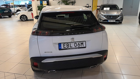 Peugeot 2008 4 of 5