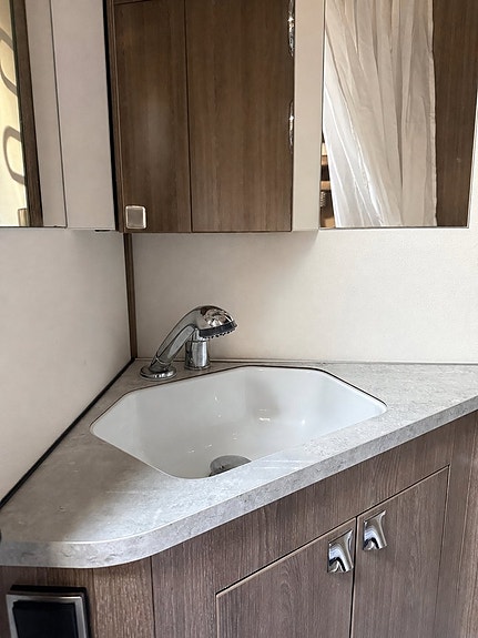 Kabe Royal 520 XL KS 12 of 21