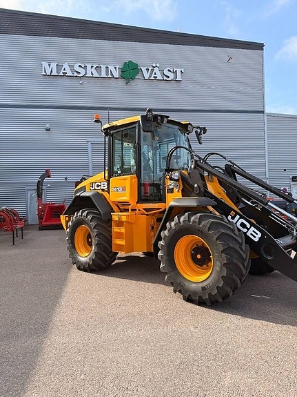 JCB 413 S 2 of 5
