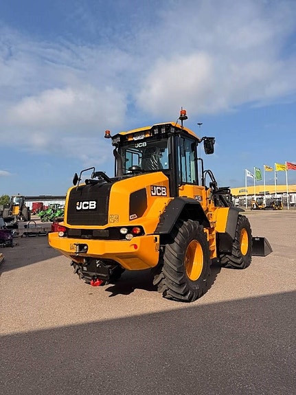 JCB 413 S 3 of 5