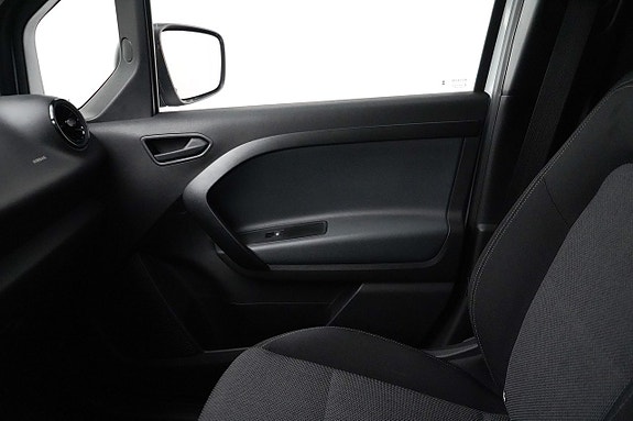 Mercedes-Benz eCitan 11 of 19
