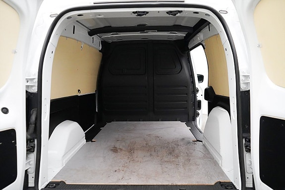 Mercedes-Benz eCitan 13 of 19