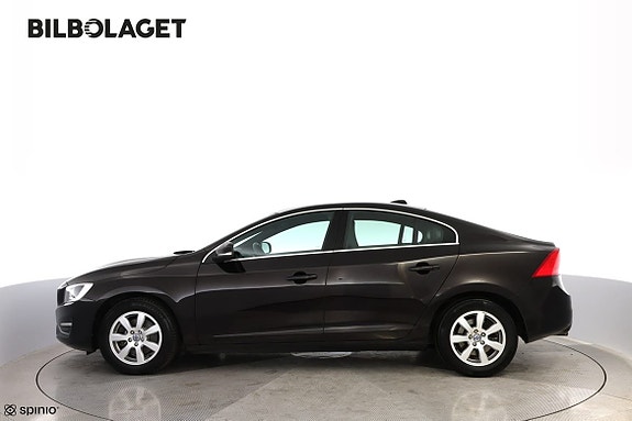 Volvo S60 2 of 5