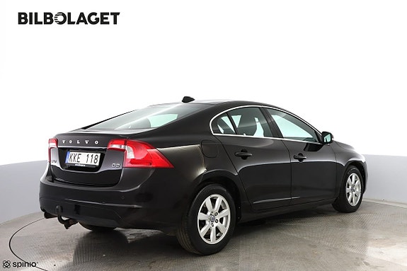 Volvo S60 4 of 5