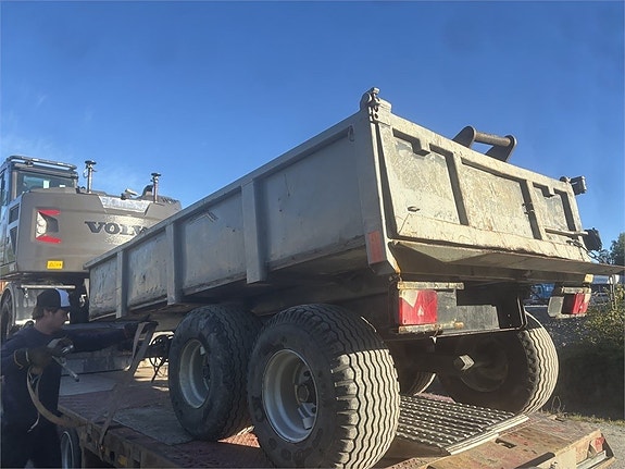 Liebherr A 914 Compact med boggie vagn 17 of 17
