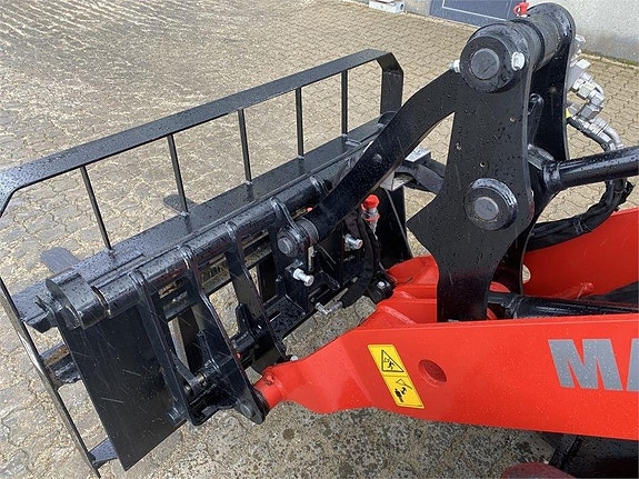 Manitou MLA 2-25H 4P 9 of 10