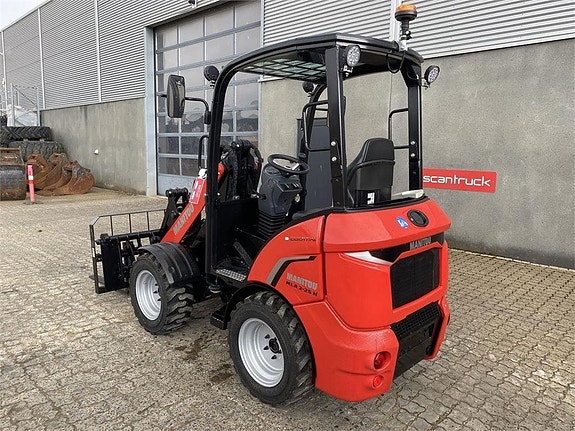 Manitou MLA 2-25H 4P 2 of 10