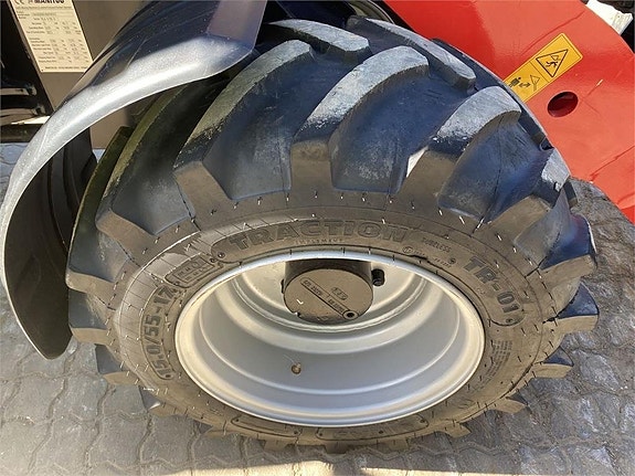 Manitou MLA 4-50H-C CAB ST5 6 of 10