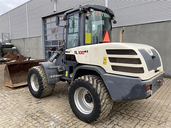 Terex TL100 2 of 10