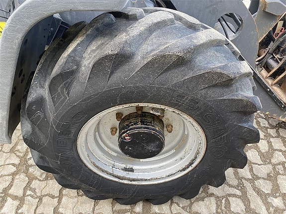 Terex TL100 6 of 10
