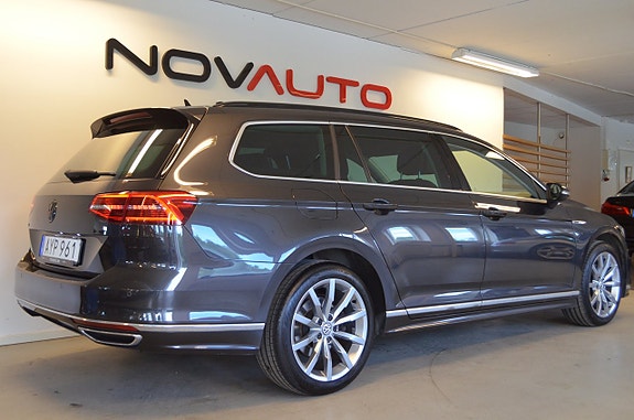 Volkswagen Passat 22 of 23