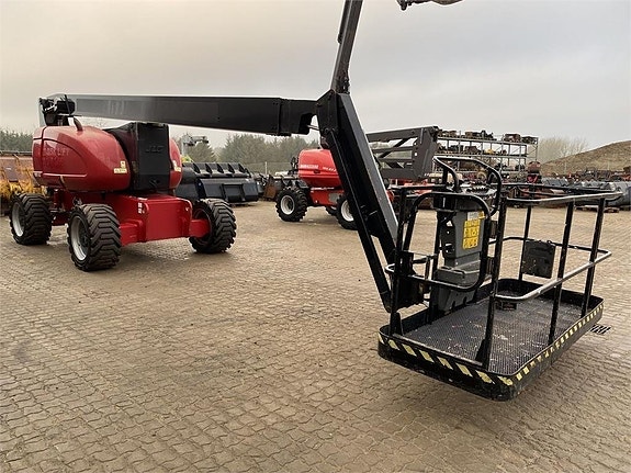 JLG 800AJ 5 of 5