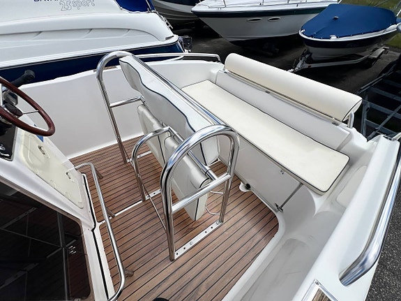 Uttern S64 Exclusive -05 | Mercruiser 4.3 MPI 5 of 5